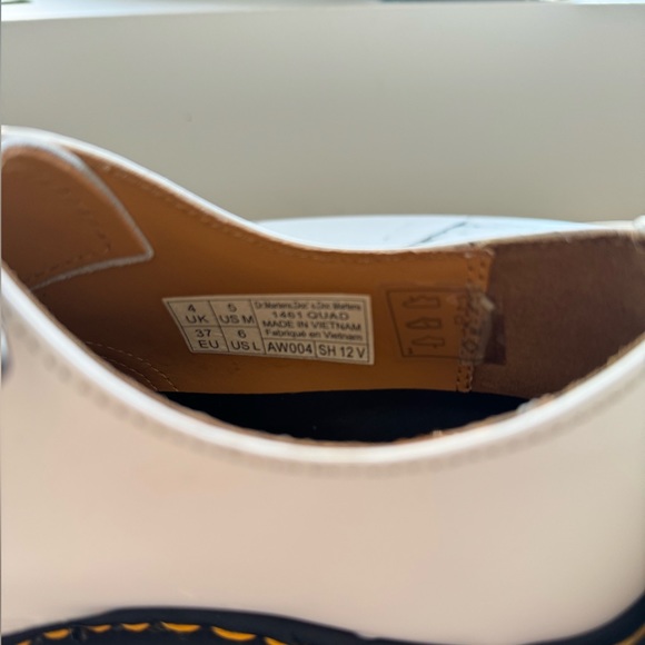 Dr. Martens Unisex-Adult 1461 Quad II Platform Size 6 (fits like 7) - Picture 13 of 14